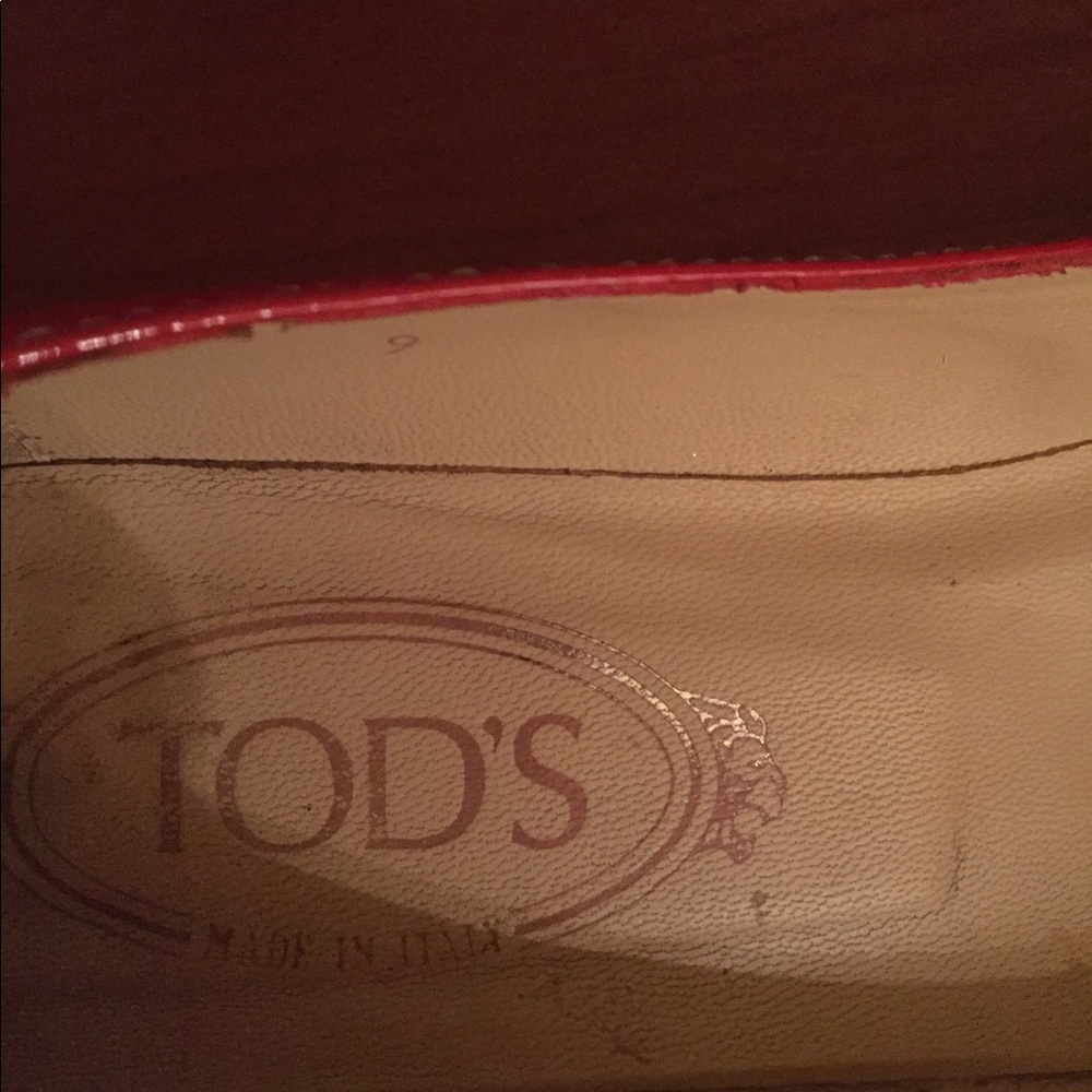Shoes - Picture 3 of 4